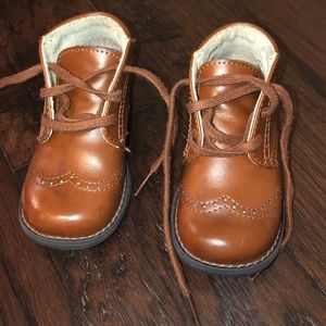 Boys cognac leather booties